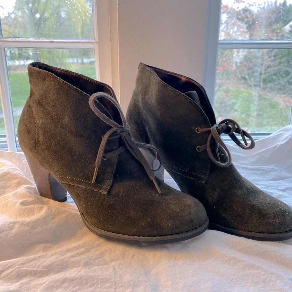Indigo Moss Green Ankle Boots 8.5